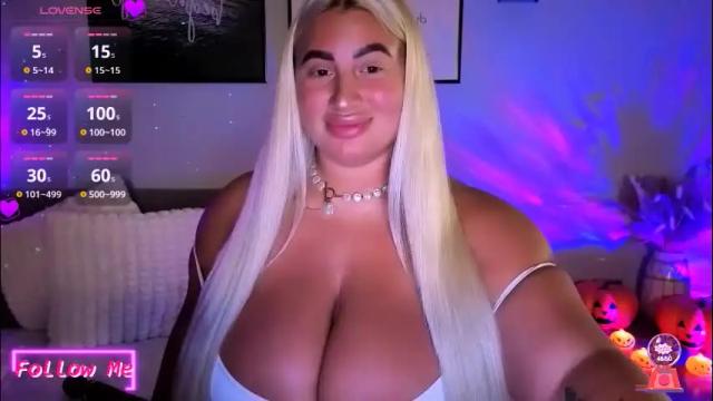 Image 12 of cara__harris Stream on Chaturbate on 2 days ago