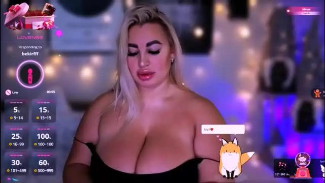 Image 8 of cara__harris Stream on Chaturbate on 10 days ago