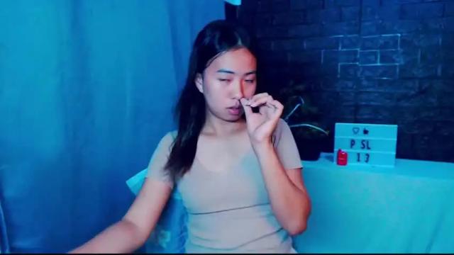 Image 7 of caramel_6974 Stream on Chaturbate on 14 months ago