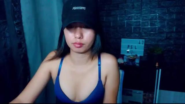 Image 12 of caramel_6974 Stream on Chaturbate on 14 months ago