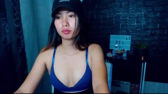 Image 8 of caramel_6974 Stream on Chaturbate on 14 months ago