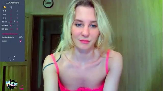 Image 3 of caramel_pie_ Stream on Chaturbate on 2 months ago