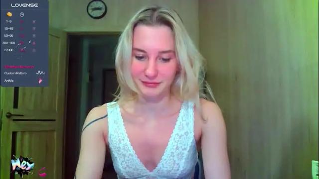 Image 2 of caramel_pie_ Stream on Chaturbate on 2 months ago