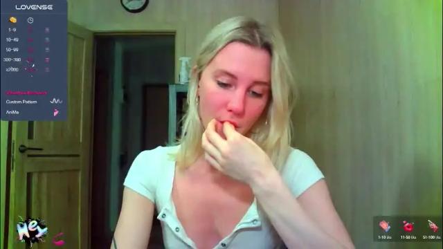 Image 3 of caramel_pie_ Stream on Chaturbate on 2 months ago