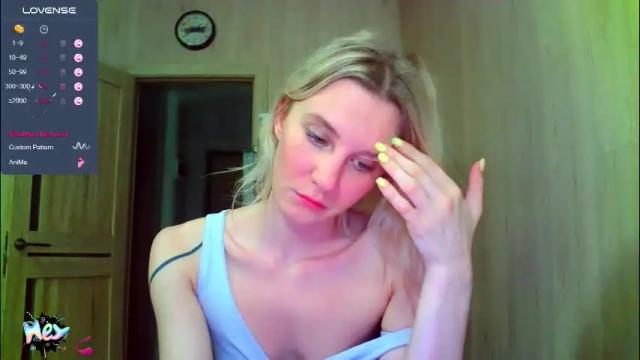 Image 2 of caramel_pie_ Stream on Chaturbate on 2 months ago