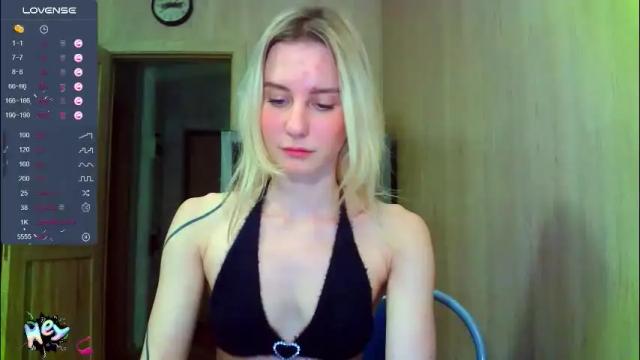 Image 7 of caramel_pie_ Stream on Chaturbate on 2 months ago