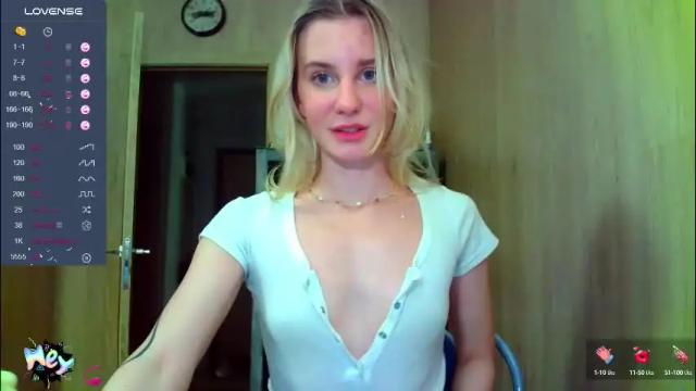 Image 4 of caramel_pie_ Stream on Chaturbate on 2 months ago