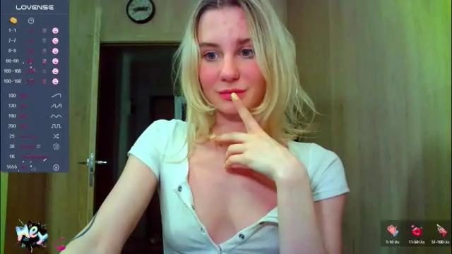 Image 7 of caramel_pie_ Stream on Chaturbate on 2 months ago
