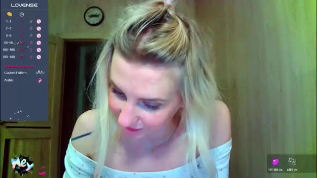 Image 2 of caramel_pie_ Stream on Chaturbate on 2 months ago