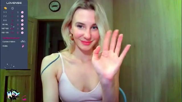 Image 2 of caramel_pie_ Stream on Chaturbate on 1 month ago