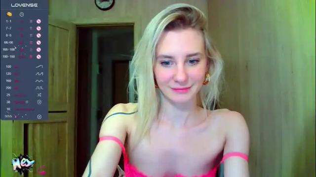 Image 2 of caramel_pie_ Stream on Chaturbate on 1 month ago