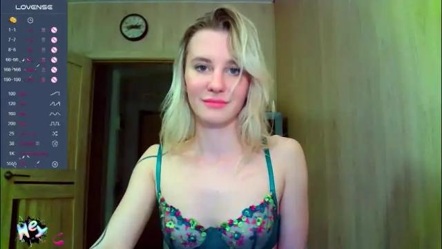 Image 4 of caramel_pie_ Stream on Chaturbate on 1 month ago