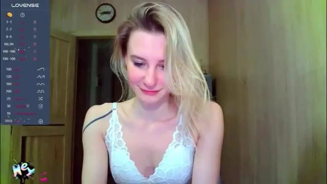 Image 2 of caramel_pie_ Stream on Chaturbate on 26 days ago