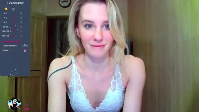 Image 4 of caramel_pie_ Stream on Chaturbate on 26 days ago