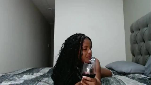 Image 8 of caramelbbe Stream on Chaturbate on 1 month ago