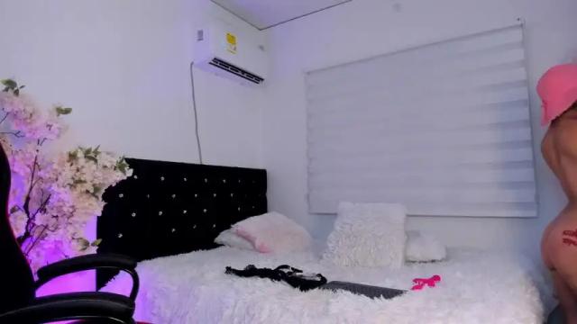 Image 11 of caramelo_exotico Stream on Chaturbate on 13 months ago