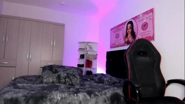 Image 8 of caramelo_exotico Stream on Chaturbate on 1 day ago