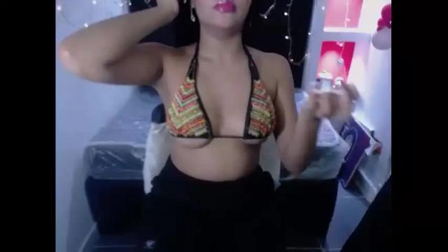 Image 6 of caramelojoy Stream on Chaturbate on 21 months ago