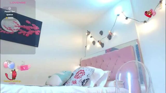 Image 12 of carameloo_06 Stream on Chaturbate on 23 days ago