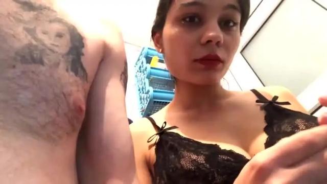 Image 3 of caramelsweety18 Stream on Chaturbate on 14 months ago