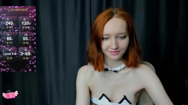 Image 2 of caranice Stream on Chaturbate on 21 months ago