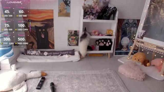 Image 7 of careful_i_bite Stream on Chaturbate on 1 month ago
