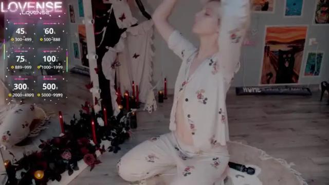 Thumbnail 1, careful_i_bite's Stream at Chaturbate, 3 days ago