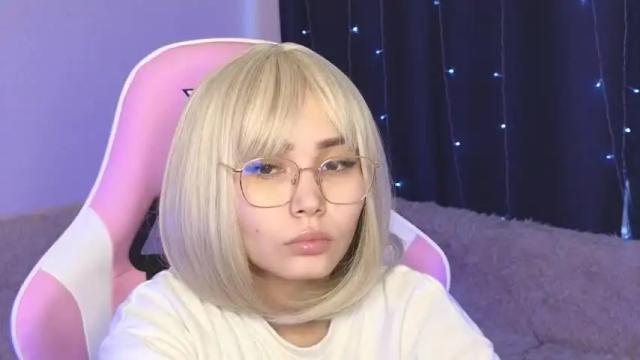 Thumbnail 1, carefully_sofa's Stream at Chaturbate, 14 months ago