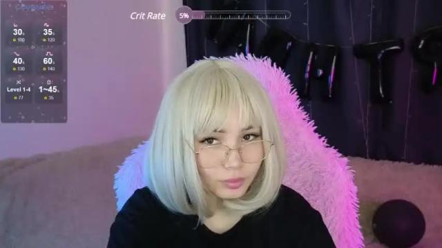 Image 8 of carefully_sofa Stream on Chaturbate on 13 months ago