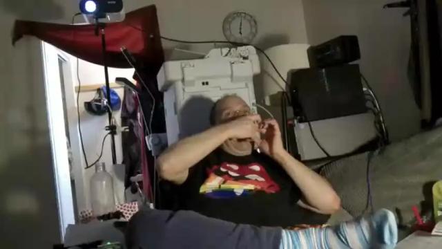 Image 10 of caressonnous Stream on Chaturbate on 13 months ago