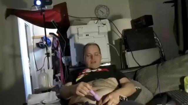 Image 8 of caressonnous Stream on Chaturbate on 13 months ago