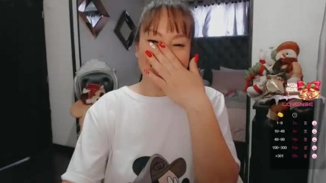 Image 11 of carinalovers Stream on Chaturbate on 25 months ago