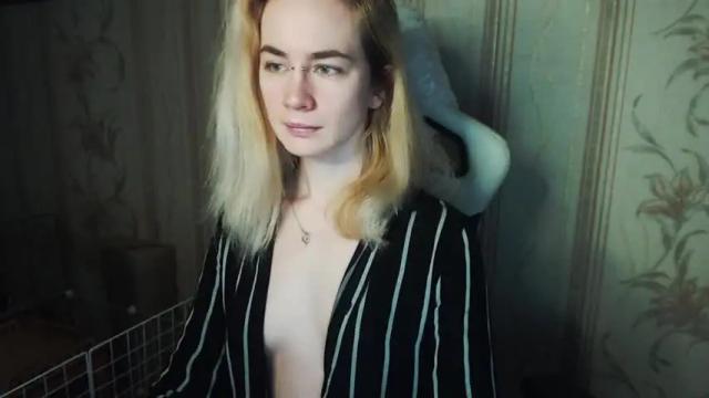 Image 11 of carinfox Stream on Chaturbate on 12 months ago