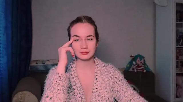 Image 3 of carinfox Stream on Chaturbate on 2 months ago