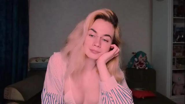 Image 6 of carinfox Stream on Chaturbate on 1 month ago