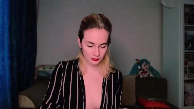 Image 8 of carinfox Stream on Chaturbate on 1 month ago
