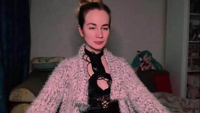 Image 3 of carinfox Stream on Chaturbate on 1 month ago