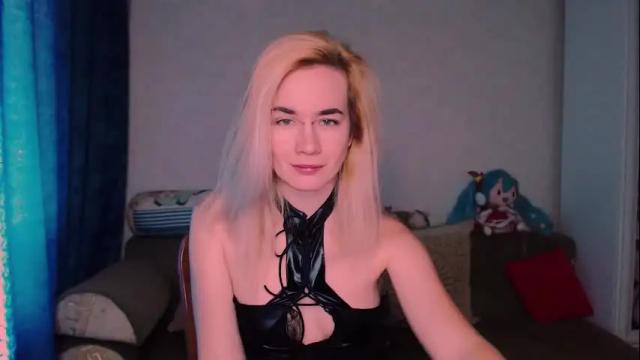 Image 8 of carinfox Stream on Chaturbate on 23 days ago