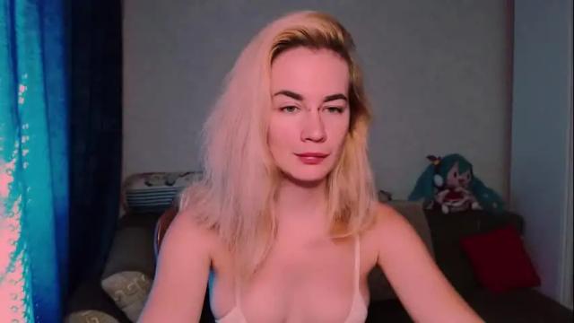 Image 6 of carinfox Stream on Chaturbate on 17 days ago
