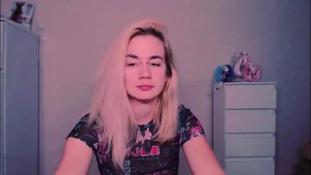 Image 10 of carinfox Stream on Chaturbate on 1 day ago