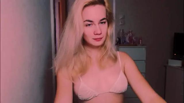 Thumbnail 2, carinfox's Stream at Chaturbate, 1 month ago