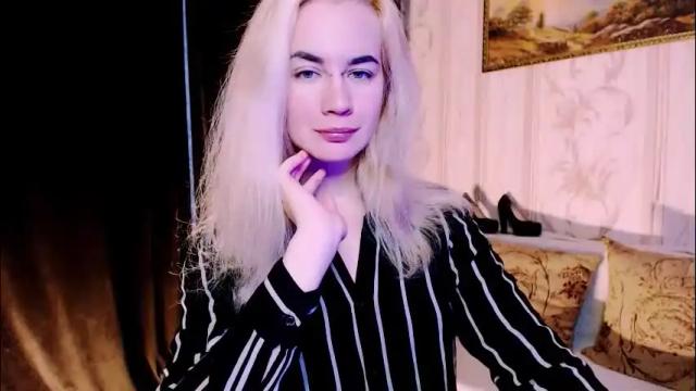 Thumbnail 2, carinfox's Stream at Chaturbate, 1 month ago