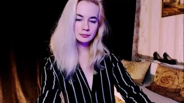 Image 10 of carinfox Stream on Chaturbate on 1 month ago