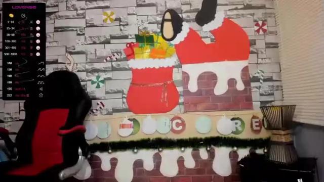 Image 3 of carla_adamss Stream on Chaturbate on 19 months ago