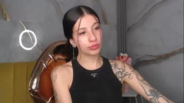 Image 10 of carla_cortes_b Stream on Chaturbate on 6 days ago