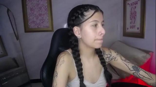 Image 4 of carla_cortes_b Stream on Chaturbate on 1 month ago