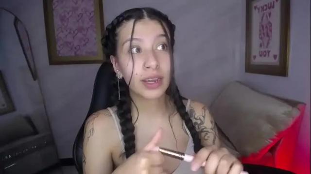 Image 8 of carla_cortes_b Stream on Chaturbate on 1 month ago