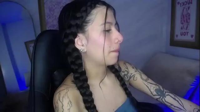 Image 7 of carla_cortes_b Stream on Chaturbate on 1 month ago