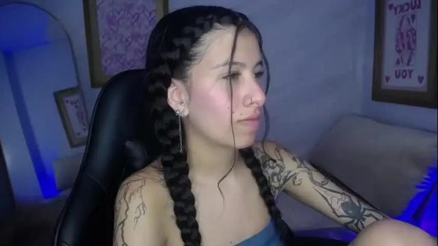 Image 8 of carla_cortes_b Stream on Chaturbate on 1 month ago