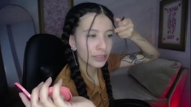 Image 4 of carla_cortes_b Stream on Chaturbate on 1 month ago